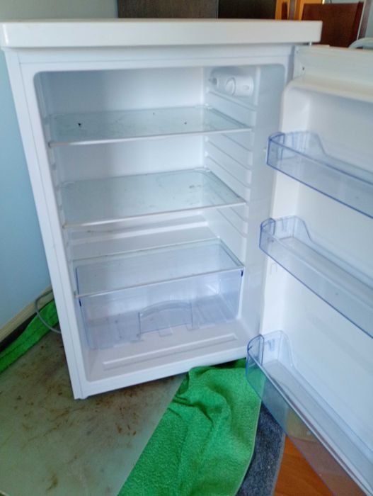 Frigorífico pequeno s/m congelador