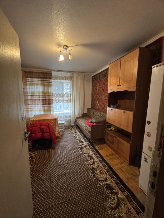 Кімната в сімейному гуртожинку здам