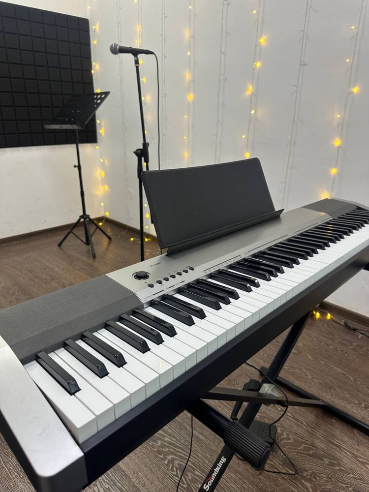 ПРОФЕСІЙНЕ цифрове піаніно CASIO  электронное пианино, синтезатор