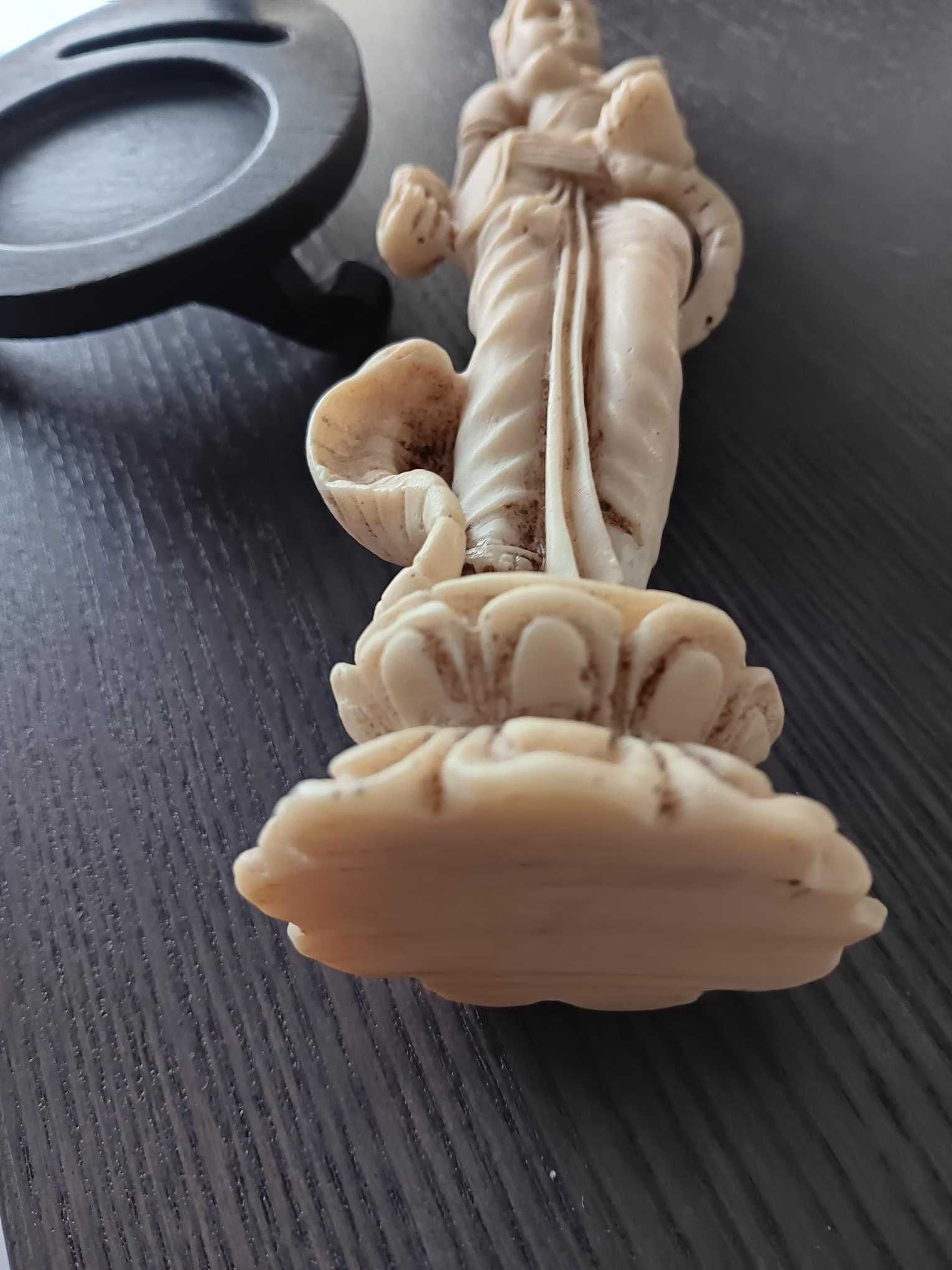 Estátua indiana, divindade hindu, deusa com serpente em resina anos 90