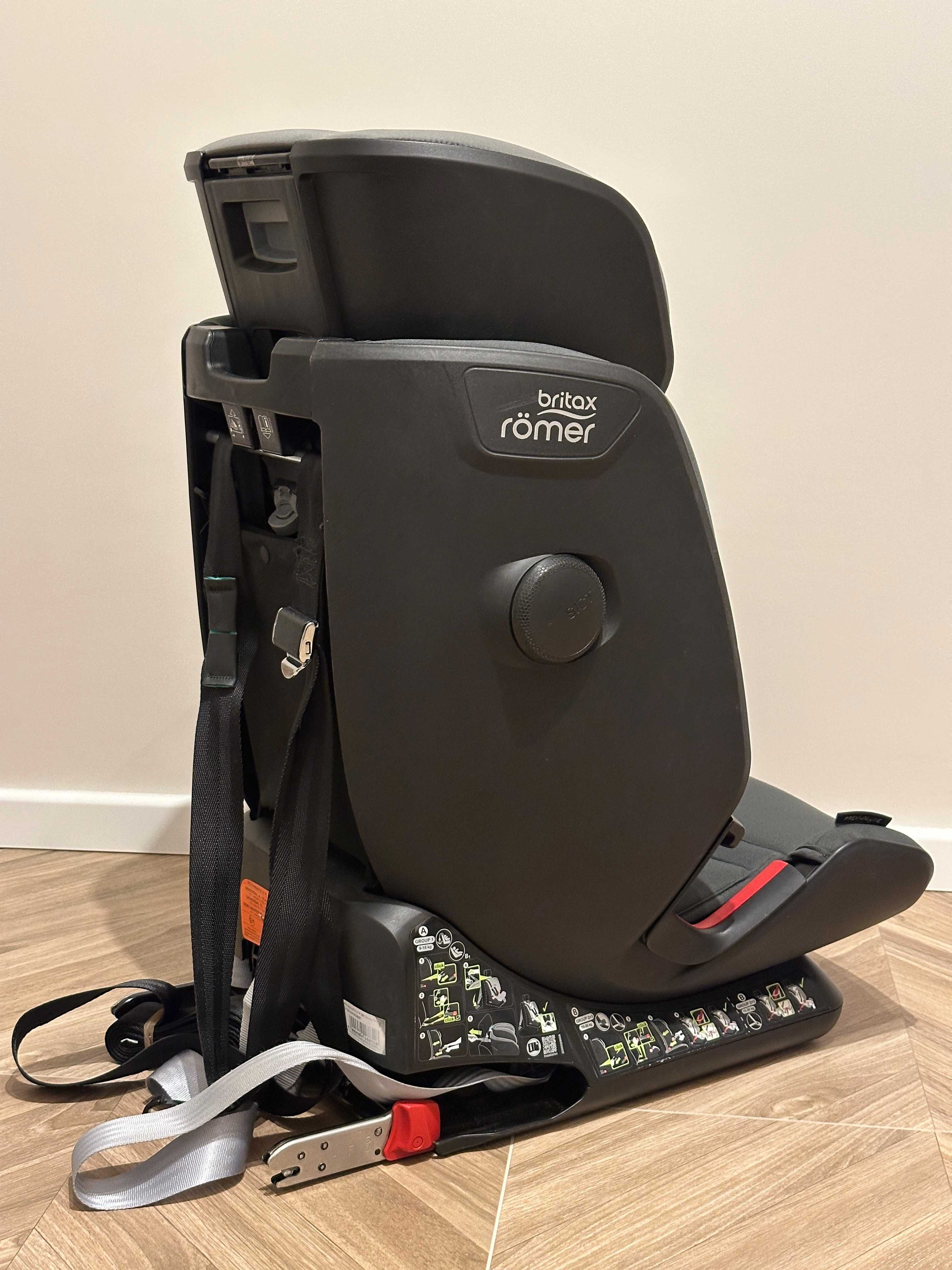Britax Römer Advansafix IV R