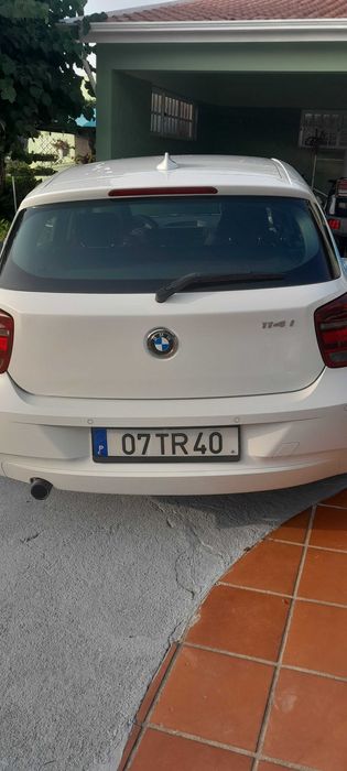 BMW 114i em muito bom estado