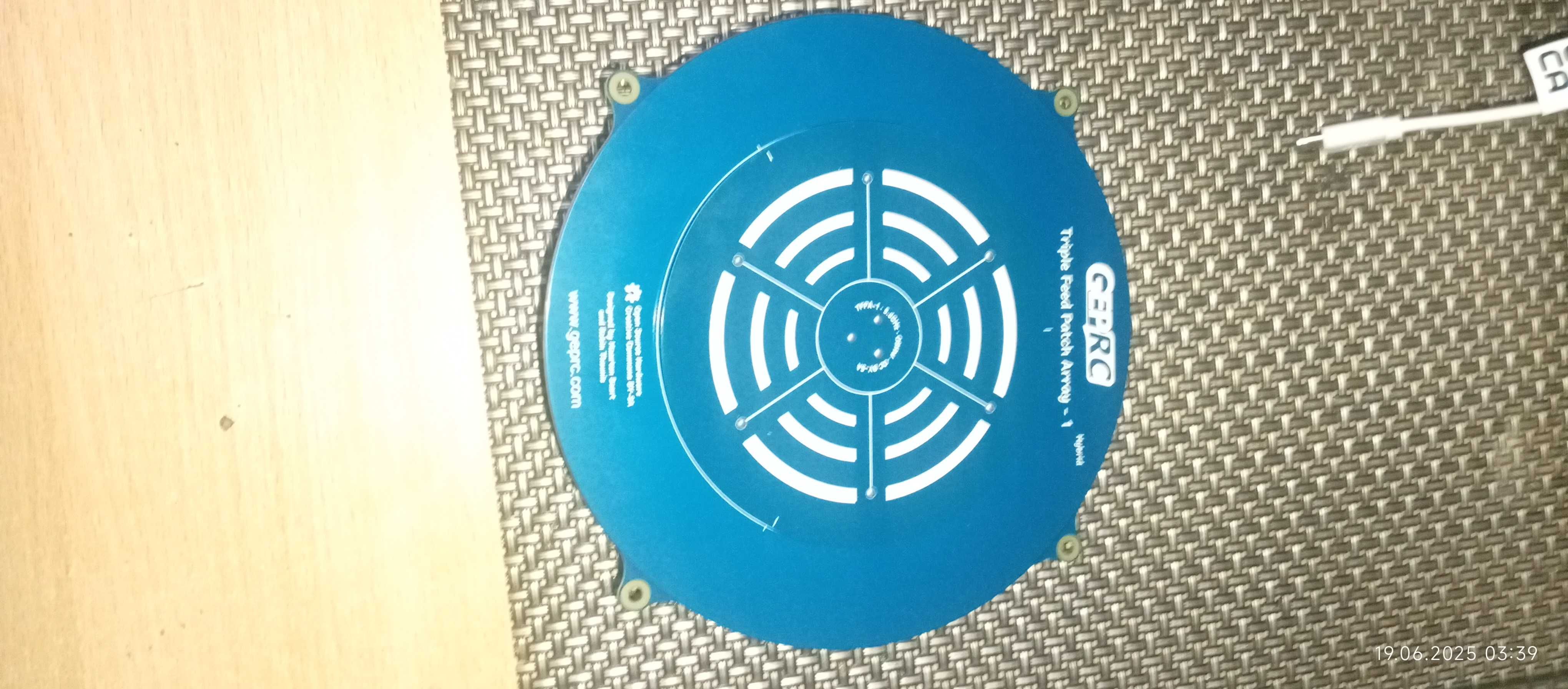 GepRC Triple Feed Patch Array