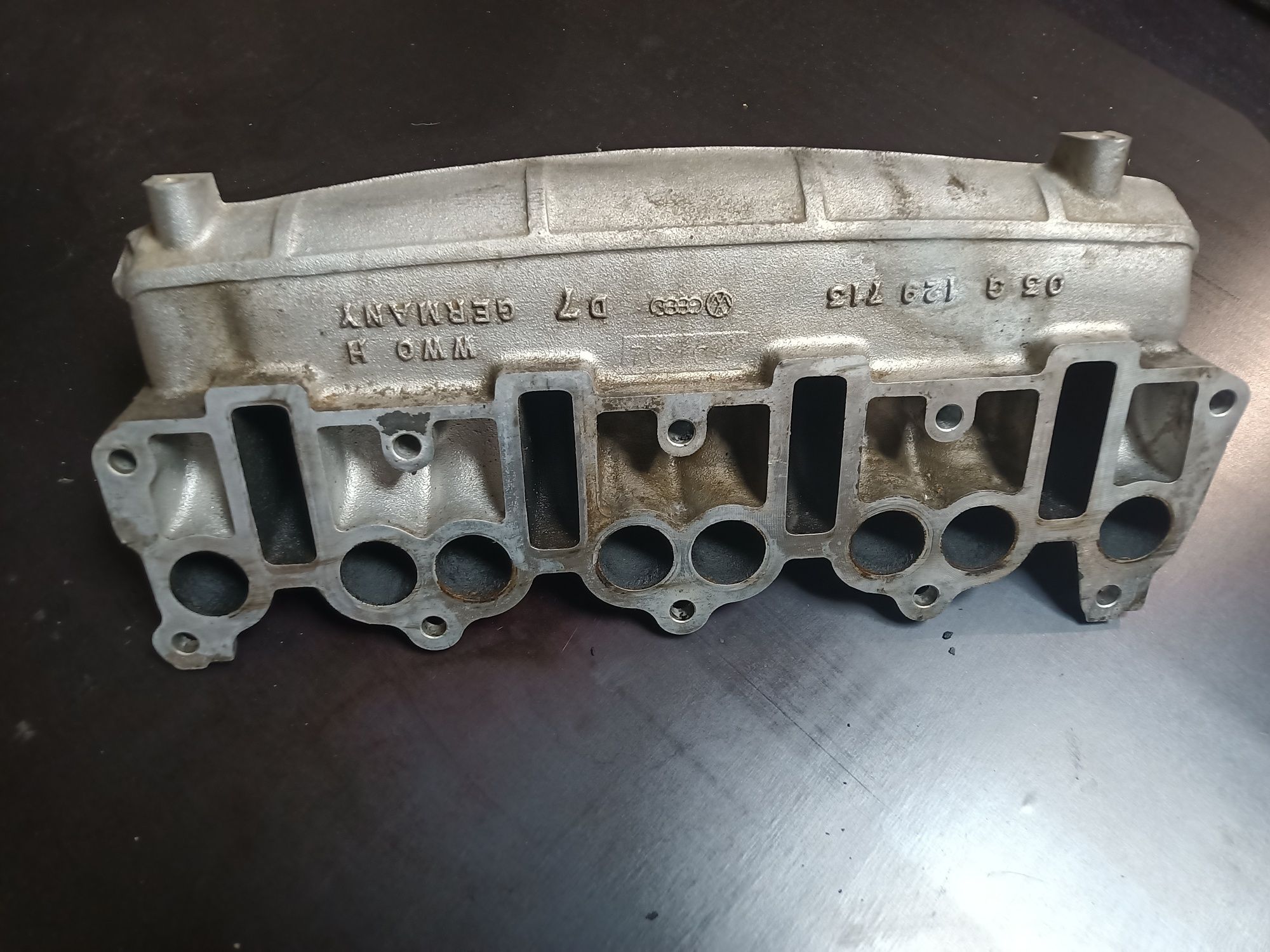 Kolektor ssący 2.0 TDI AZV