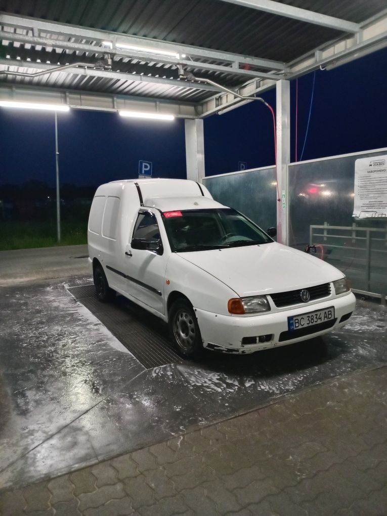 Фольцваген кадді 1.9 .SDI