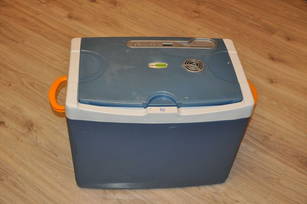 Lodówka turystyczna samochodowa 12/240 V - GioStyle 45L