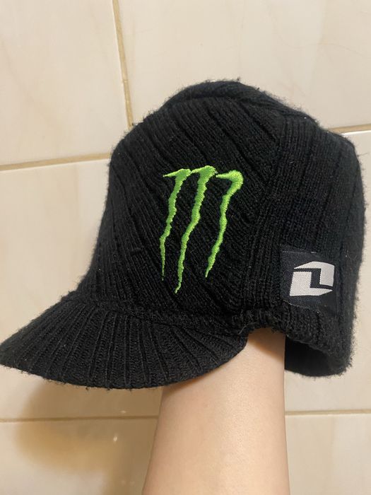 Шапка с козырьком мужская