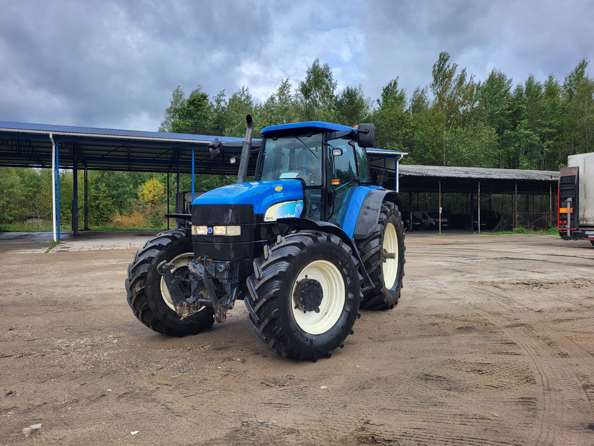 Ciągnik New Holland 175 TM, tuz,  pneumatyka lub zamiana na mniejszy