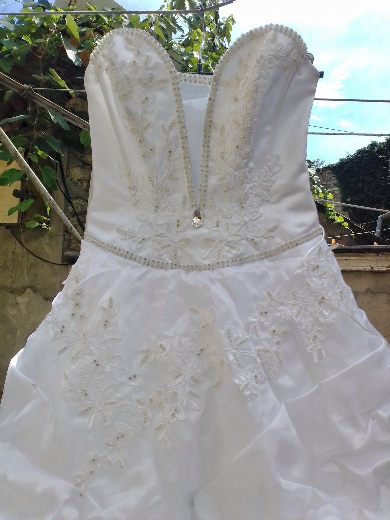 Свадебное платье, размер S