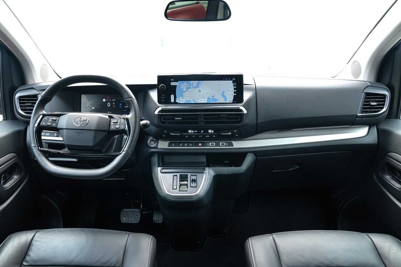 Toyota Proace Verso wersja VIP 2025