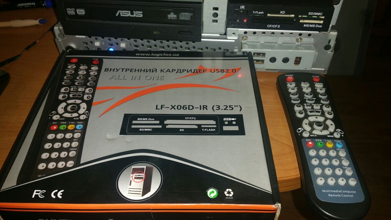 Кардридер Logicfox LF-X06D-IR с пультом Д/У