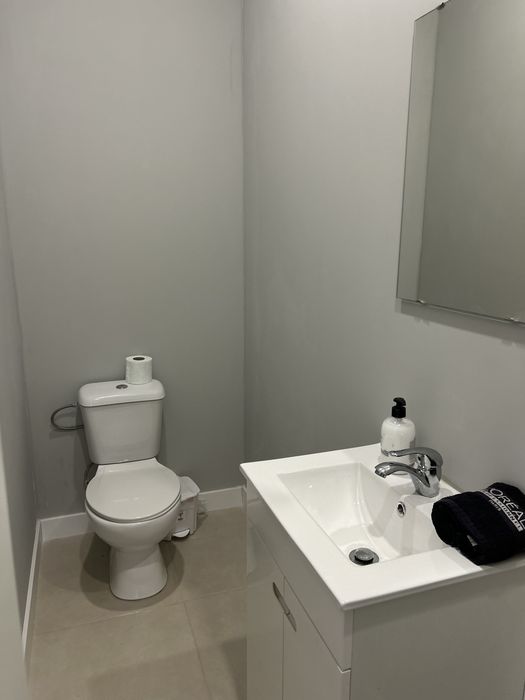 Espaço Comercial Novo (Equipado para Cabeleireiro e Estética)