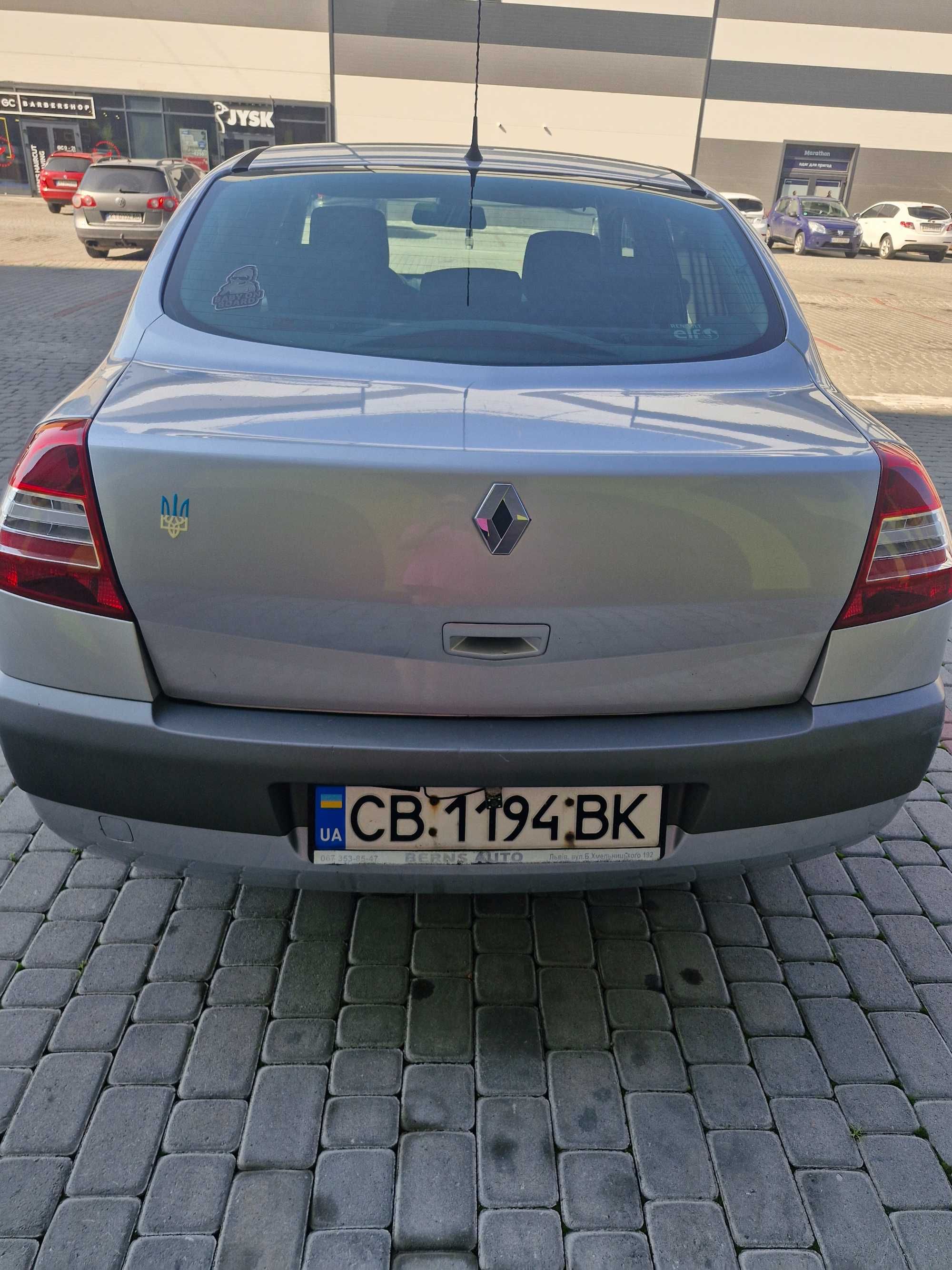 Авто Рено Меган 2