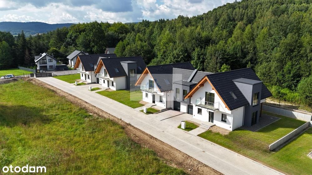 Nowoczesne domy w malowniczym Jaworniku