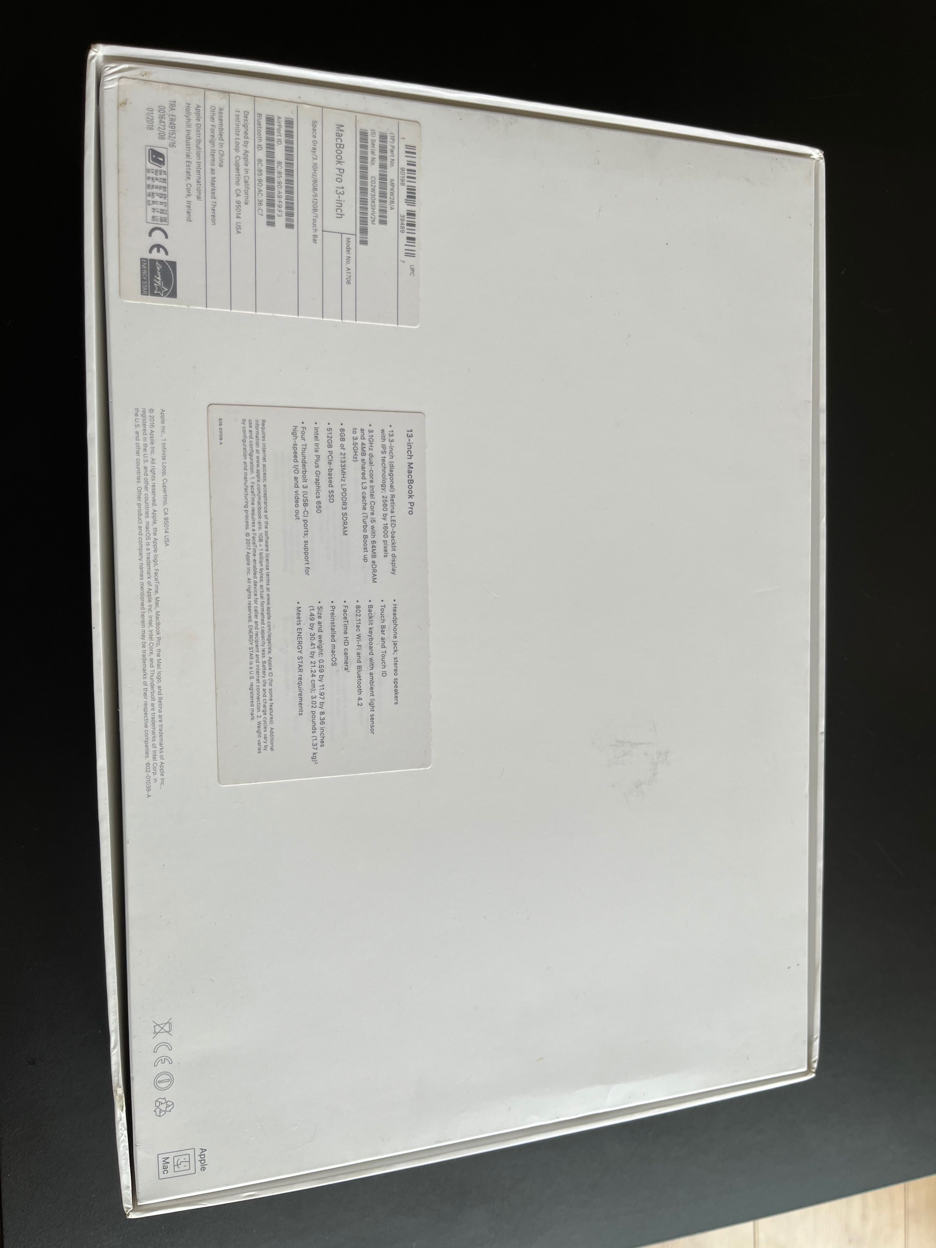 Mac Book PRO 13”  / zepsuta taśma sygnałowa