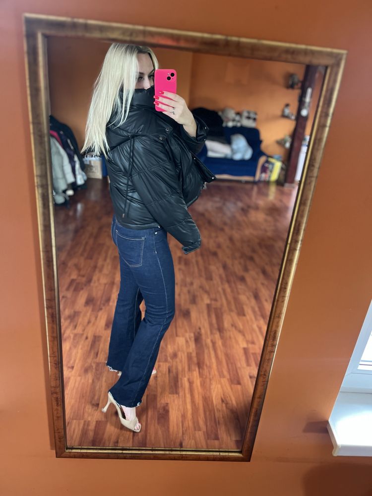 Czarna kurtka puffer bomberka min min miu miu 40 L