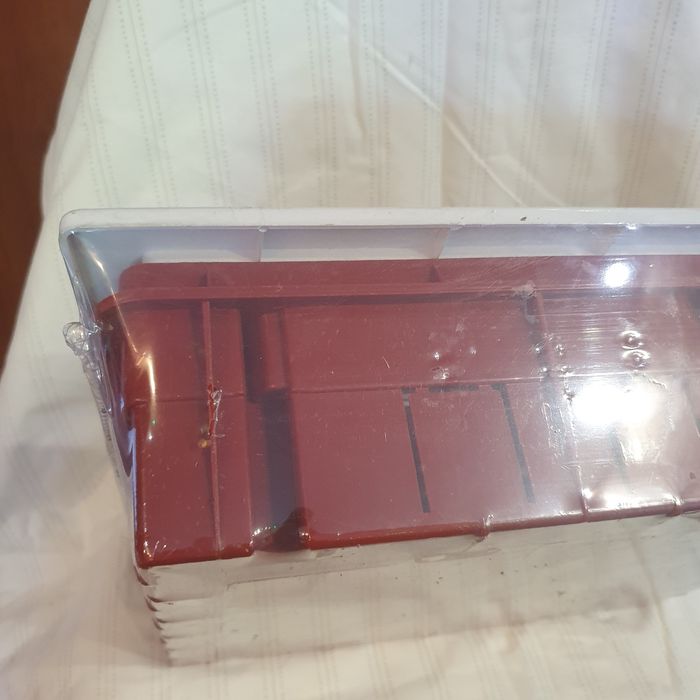 Rozdzielnica p/t 1x12 Nowa