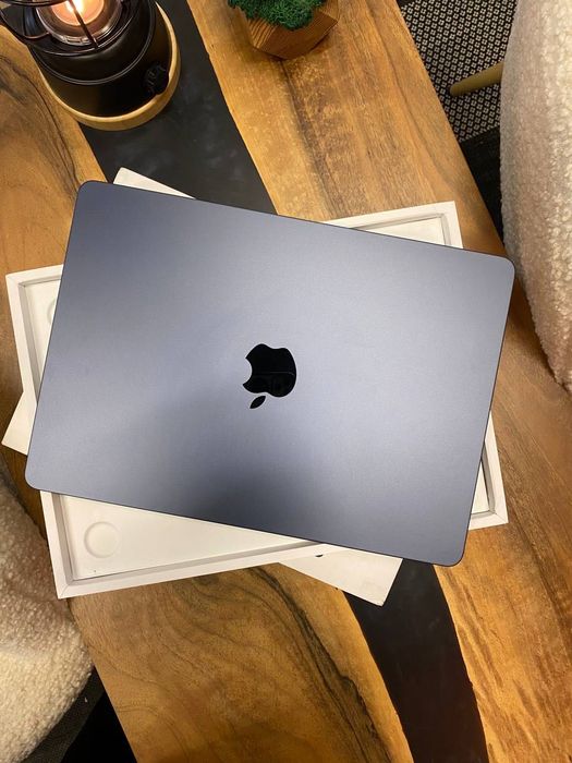 Ноутбук Apple MacBook Air 13“ M3 8/256GB Midnight (MRXV3) 2024