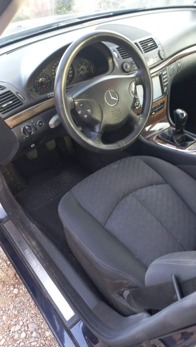 Mercedes Benz E 220