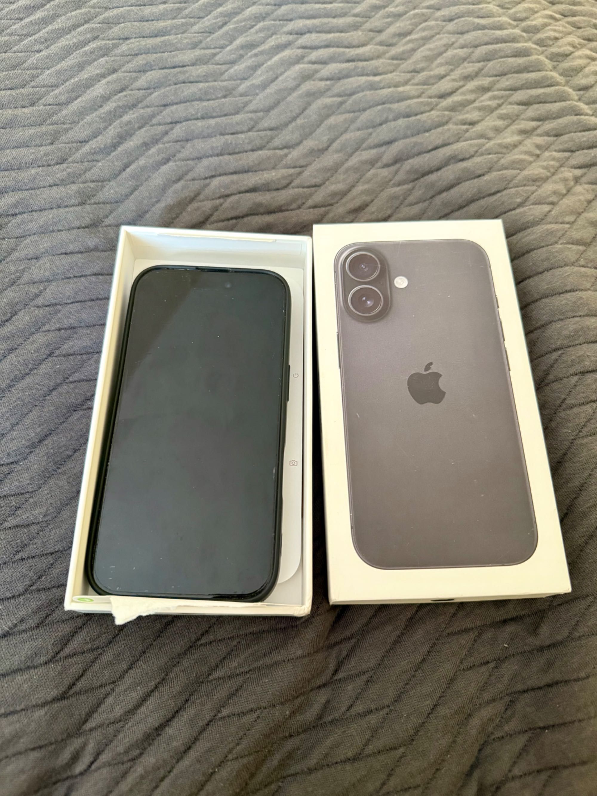 iPhone 16  Apple 256GB jak nowy 100% baterii