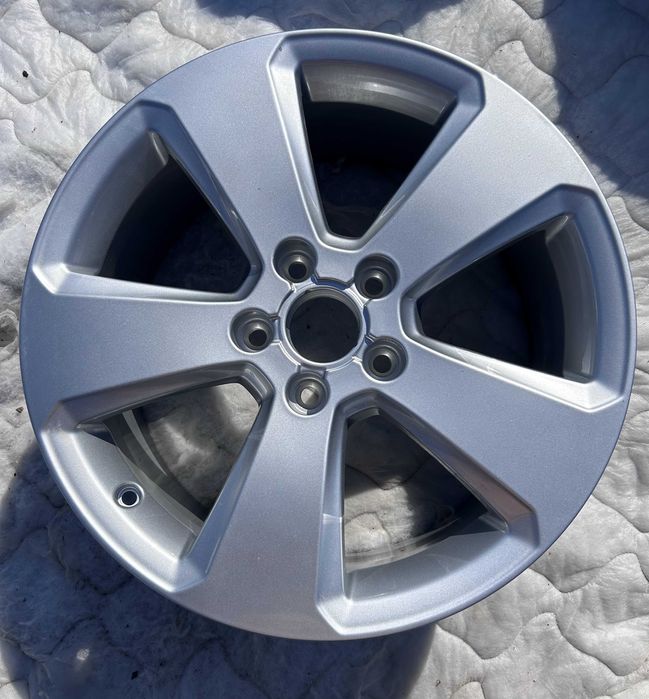 Felga aluminiowa 7,5Jx17 Audi A3 5x112 ET51 nowa