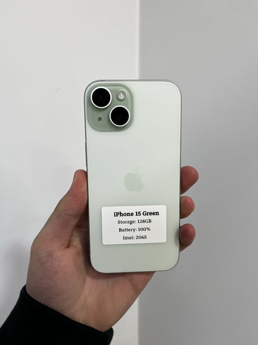 iPhone 15 128GB Green