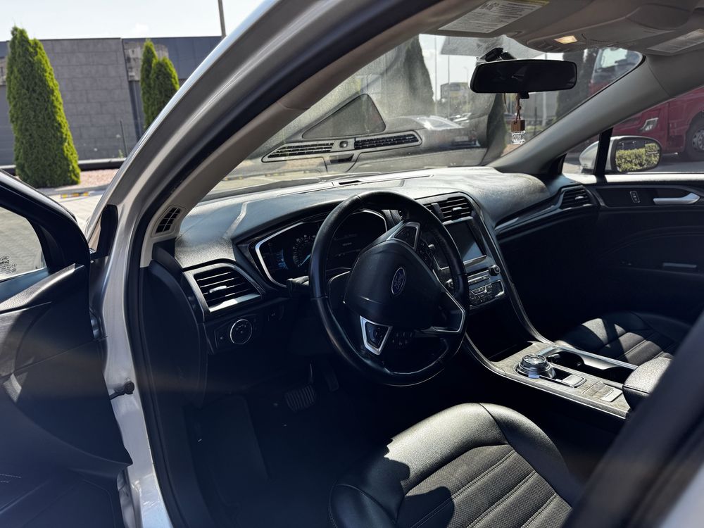 Ford fusion 2016