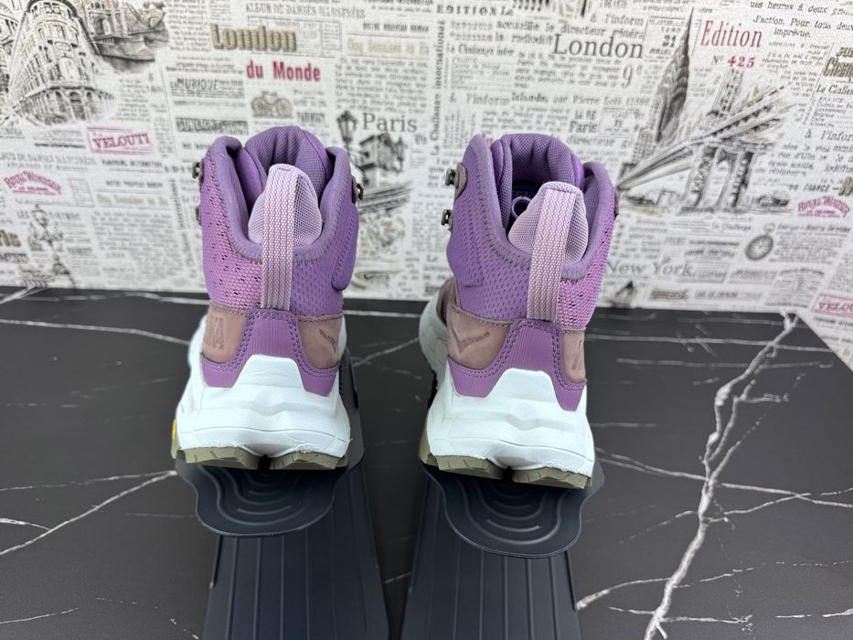 Кросівки Hoka One One Anacapa Breeze Mid / Розмір 38.5