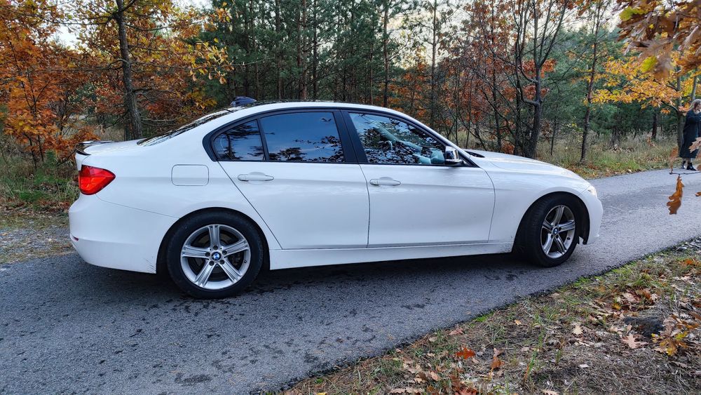 Продам BMW 320i f30