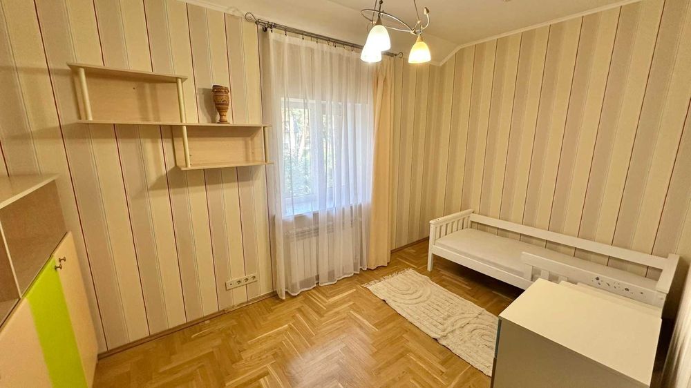 Без% Фото реал 3к розд 2пов дім, Конча-Заспа, база ФК Динамо, р.Козинк