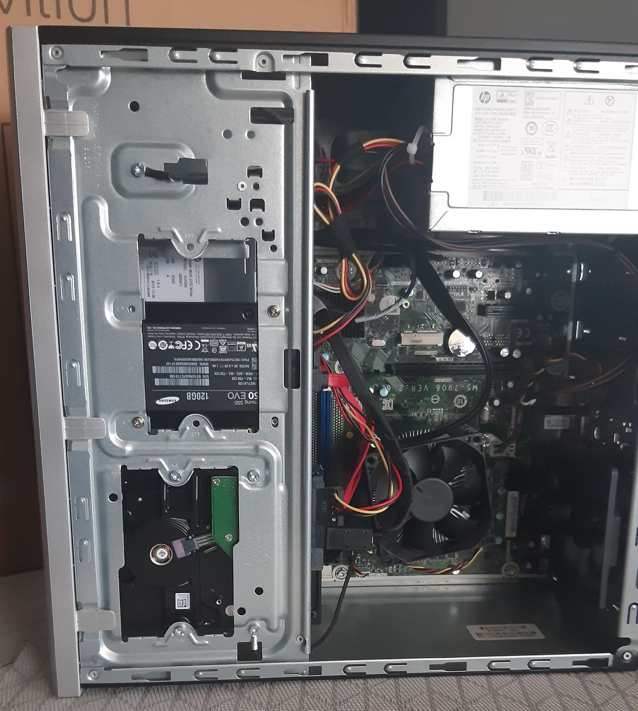PC Desktop HP Pavilion 550-128ng [novo - open box]