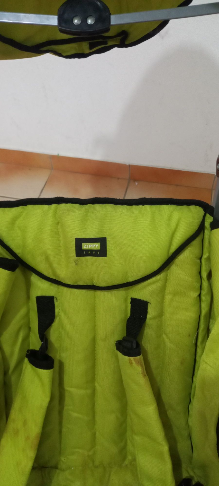 Carrinho  para bebé