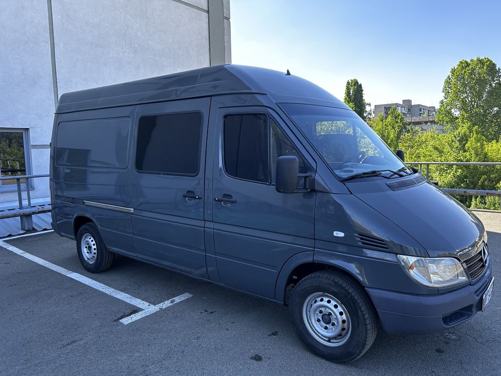 Mercedes Sprinter грузовой микроавтобус , средний высокий