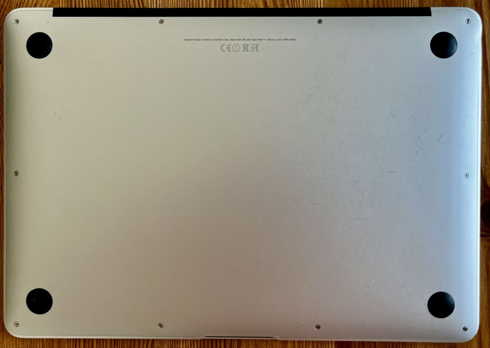Laptop MacBook Air 7,2 A1466 13" - Intel Core i7 2,2 8GB, 128GB