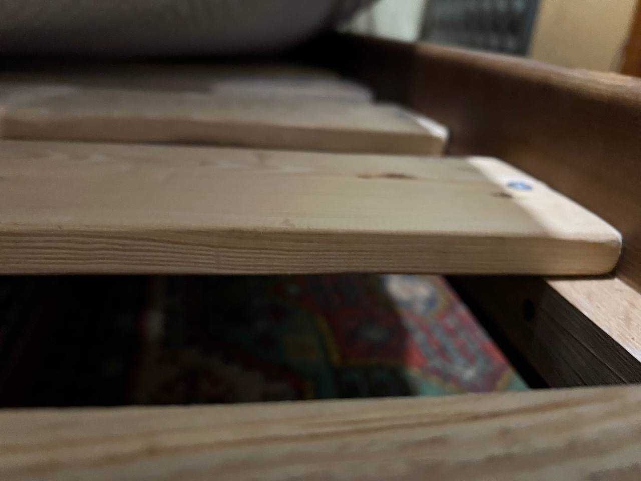 Кровать деревянная 160*200