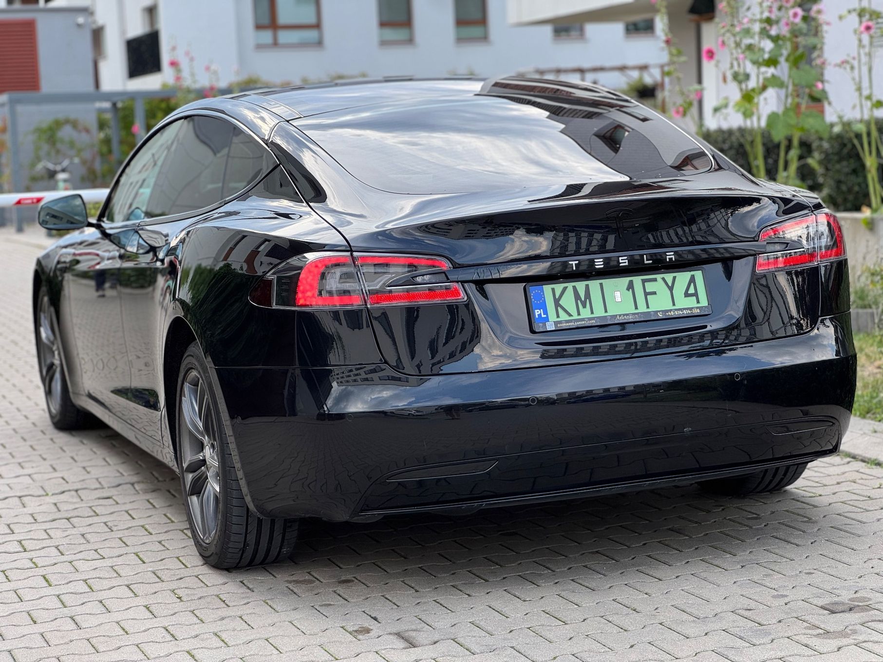 Tesla Model S 525 KM !! 4x4 !! Europa !! Gwarancja !! CCS ! Premium Audio ! Zamiana