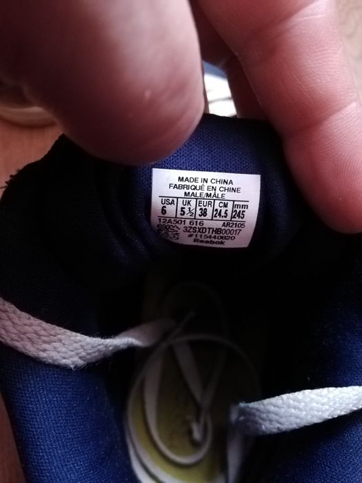 Adidasy chłopięce Hoops Reebok rozm 38