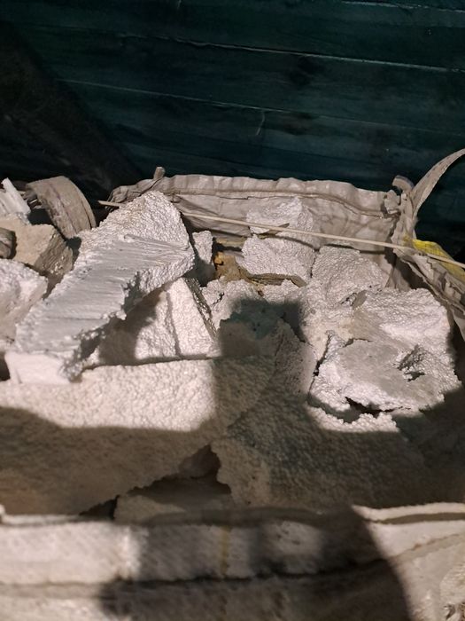 Oddam styropian z rozbiórki czysty bez betonu