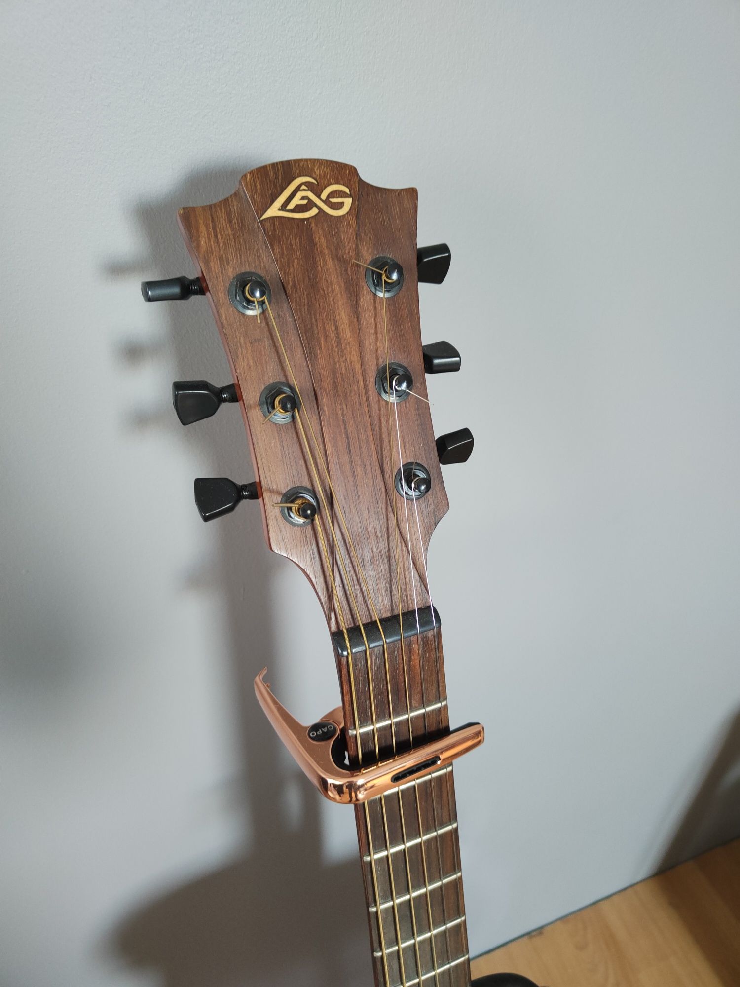 Gitara elektroakustyczna LAG Tramontane T100 ACE BRS