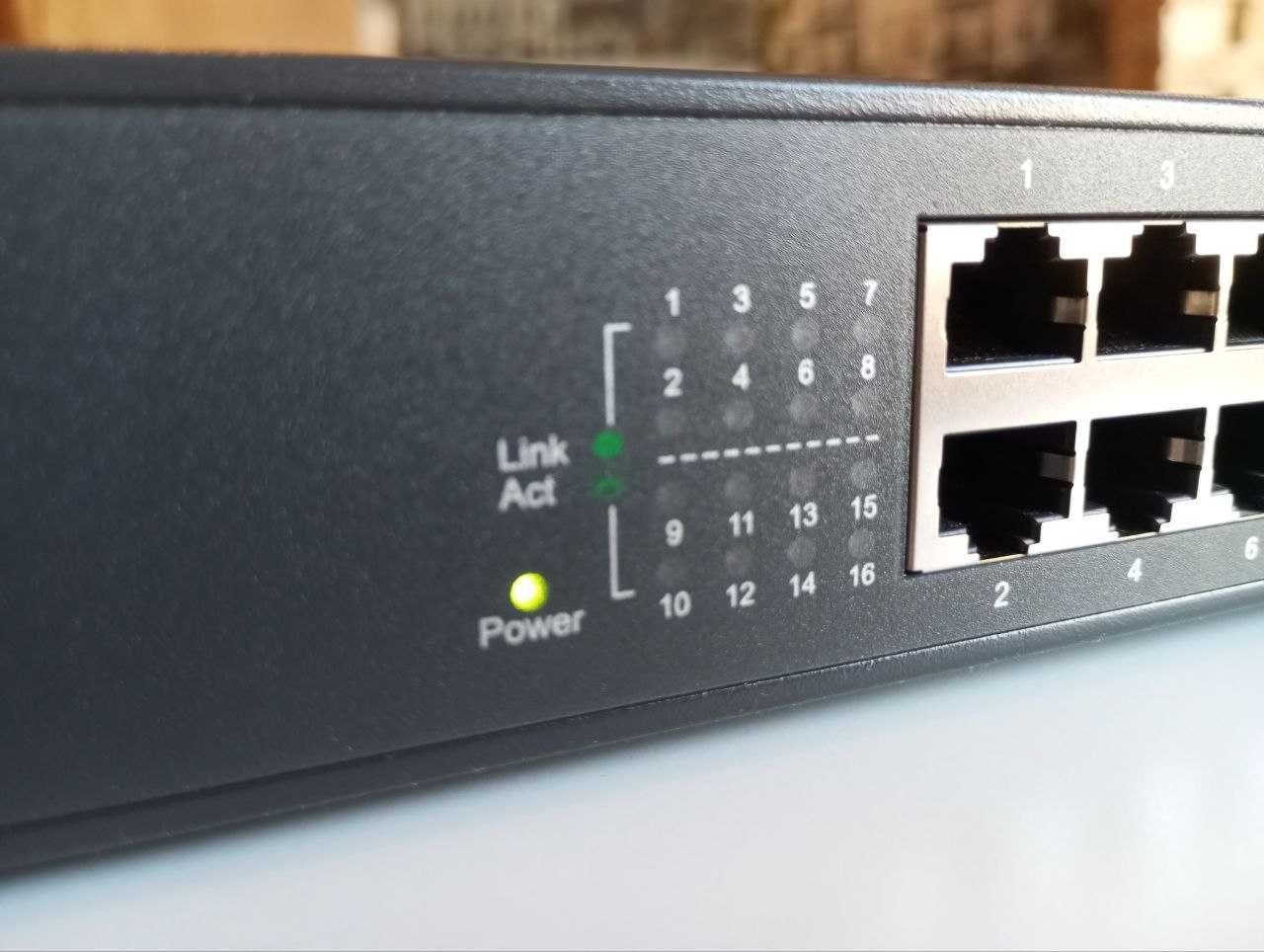 Мережевий комутатор TP-LINK TL-SF1016DS, 16 PORT