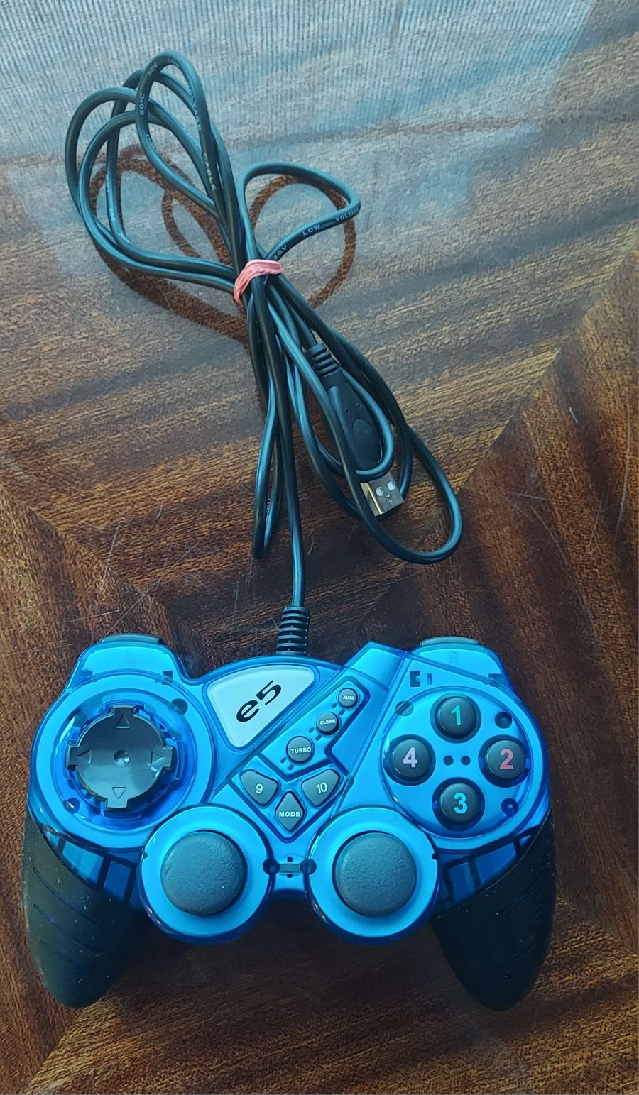 Gamepad E5 RE00557