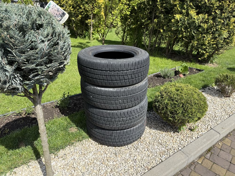Колеса 236/65R16C Шини, Резина