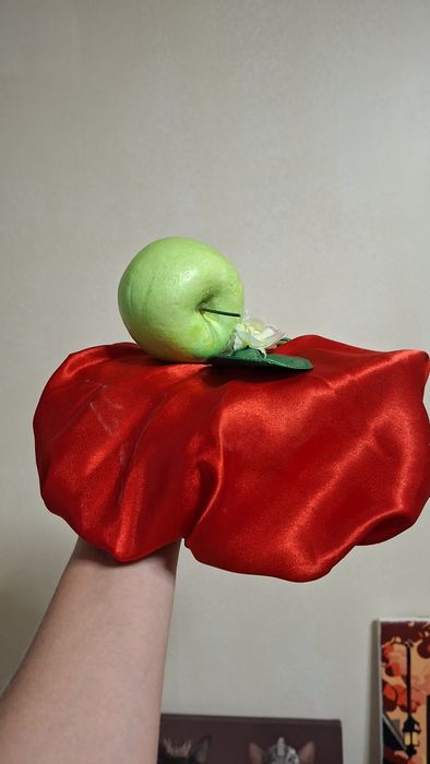 Костюми яблуко,гарбуз, морквини, осінь