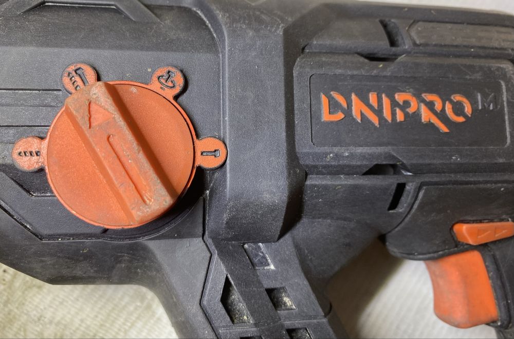Акумуляторний ПЕРФОРАТОР → Dnipro-M DHR-201BC Compact + ПОВНА ГАРАНТІЯ