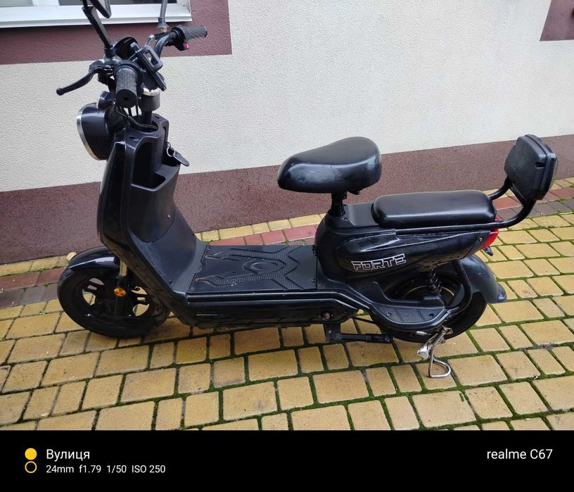 Форте компас майже новий