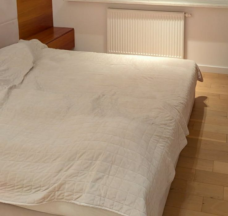 Łóżko tapicerowane 200×180 w bardzo dobrym stanie!!!