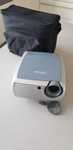 Projetor InFocus Screen Play 4800 - tecnologia DLP