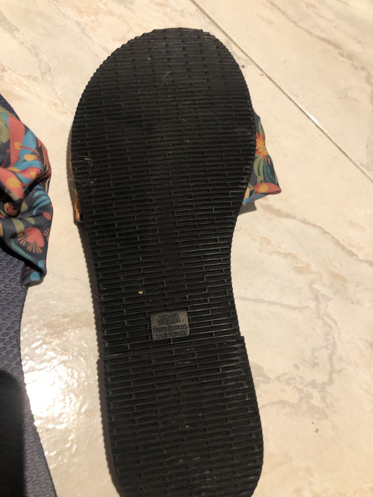 Vendo havaianas chinelo