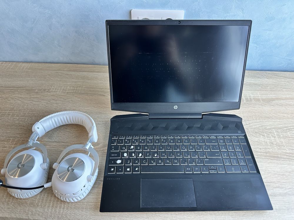 Продаю свій ноутбук HP Pavilion