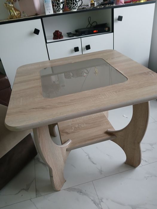 Stolik kawowy 67/67 cm